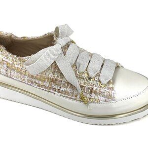 Like New Ron White Nova Boucle Sneaker